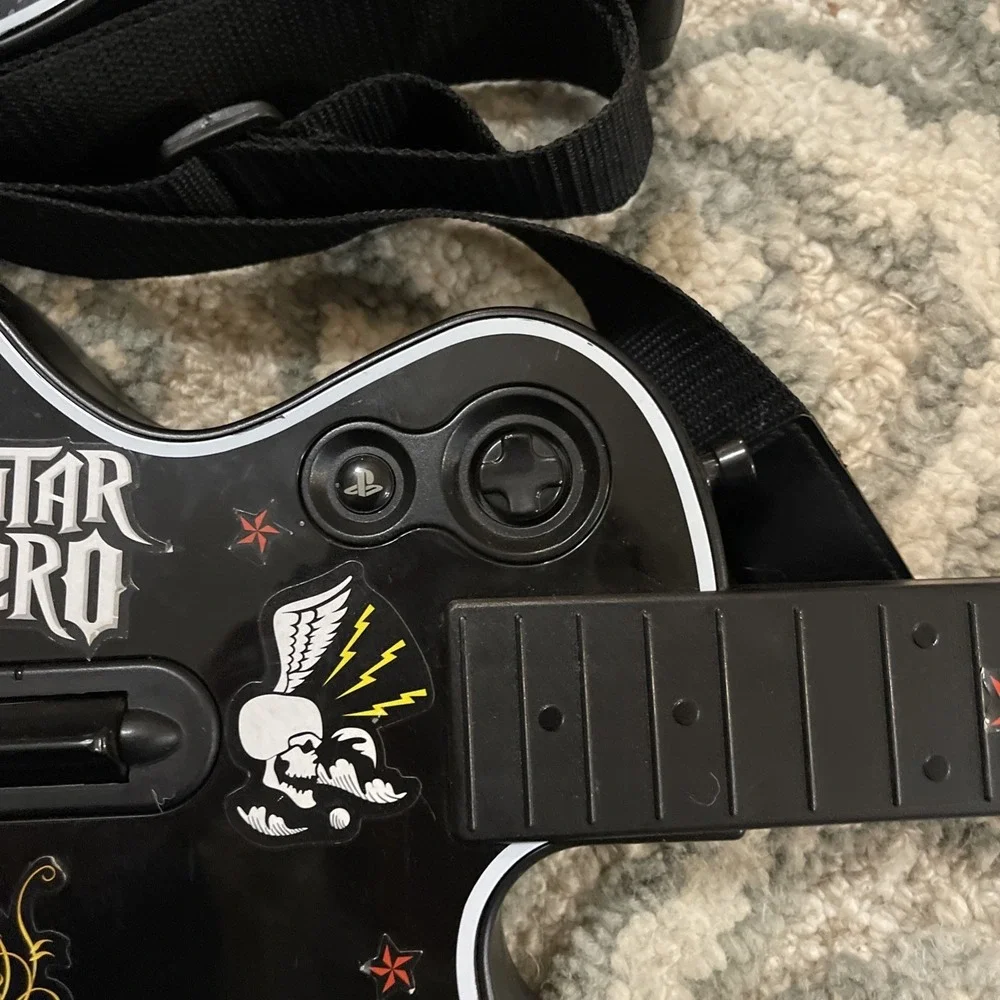 2 x Gibson Les Paul Guitar Hero Guitar PlayStation PS2 PS3 No Dongle